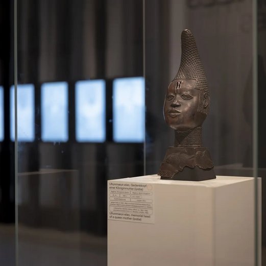 Benin-Bronze im Humboldt Forum