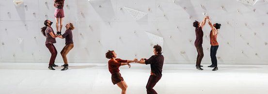 "Corps extrêmes" beim Performing Arts Festival 2023 der Berliner Festspiele