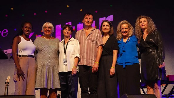 Kulturstaatsministerin Claudia Roth bei der Eröffnung der Jubiläumsausgabe des Pop Kultur-Festivals.