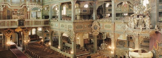 Blick in den Innenraum der Friedenskirche Schweidnitz in Polen