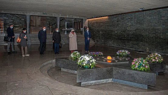 Kulturstaatsministerin Roth im Mémorial de la Shoah