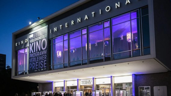 Das Berliner Kino International am Abend der Verleihung der Kinoprogramm- und Verleiherpreis